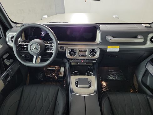 Used 2026 Mercedes-Benz G 550 image 11