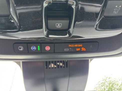New 2026 Chevrolet Suburban Premier AWD/4WD image 28