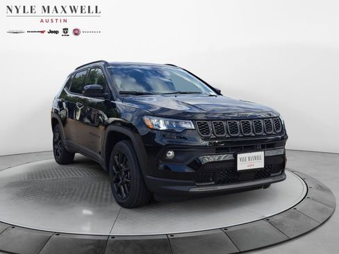 New 2026 Jeep Compass Latitude AWD/4WD image 2