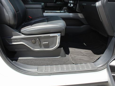 Certified 2023 Ford F250 Lariat image 11