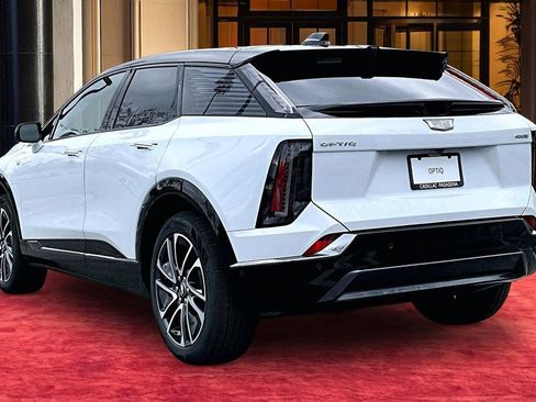New 2026 Cadillac Optiq Sport 1 RWD image 4