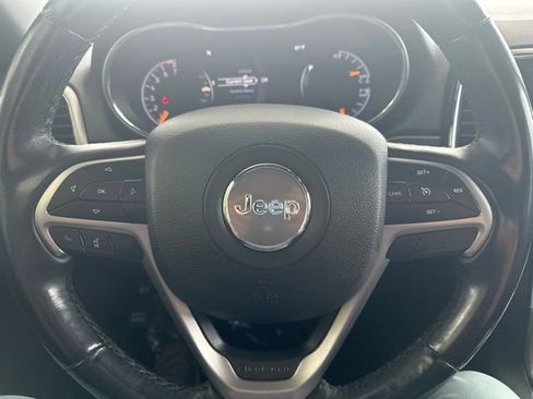 Used 2020 Jeep Grand Cherokee Laredo w/ Quick Order Package 2BN North AWD/4WD image 45