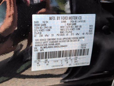 Used 2025 Lincoln Aviator AWD w/ Jet Appearance Package image 40