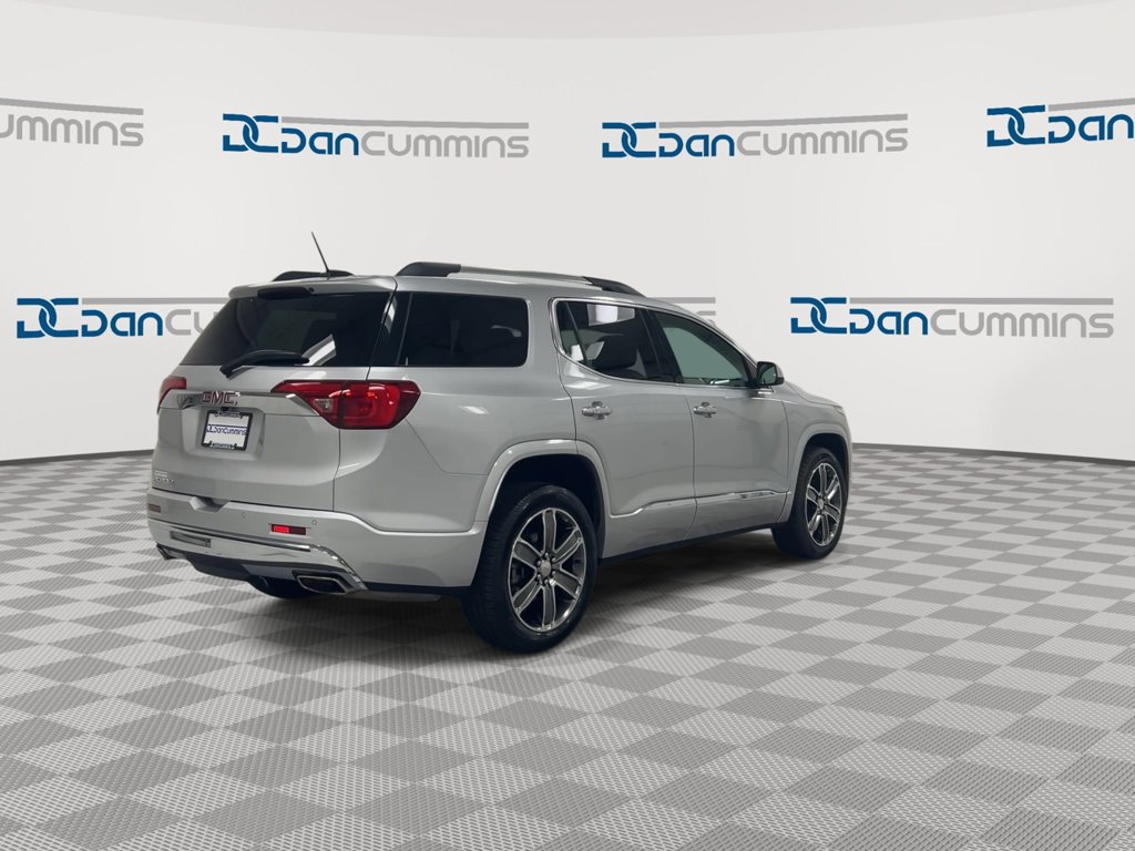 Used 2019 GMC Acadia Denali w/ Technology Package FWD image 8