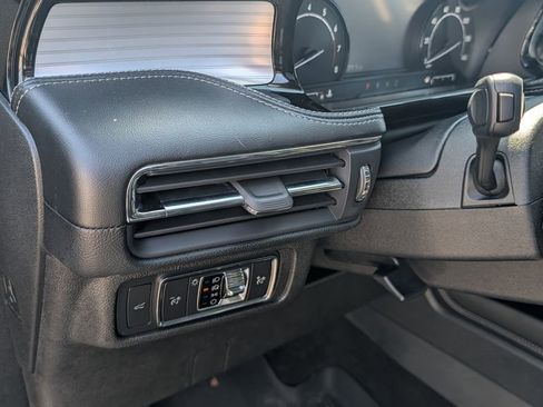 Used 2022 Lincoln Corsair AWD w/ Equipment Group 101A image 13