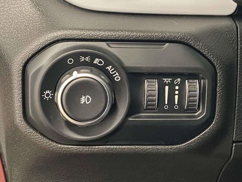 Used 2021 Jeep Wrangler Unlimited Islander image 17