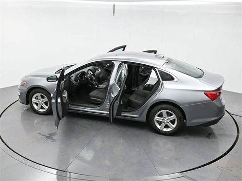 Used 2024 Chevrolet Malibu LT image 41
