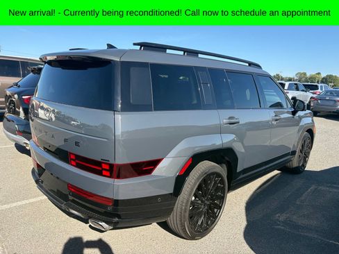 Used 2025 Hyundai Santa Fe Calligraphy AWD/4WD image 3