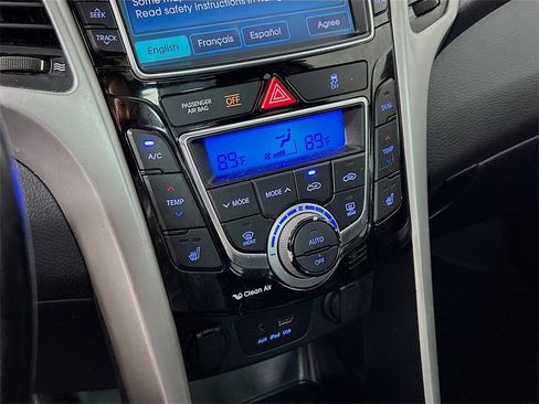 Used 2014 Hyundai Elantra GT w/ Option Group 03 image 14