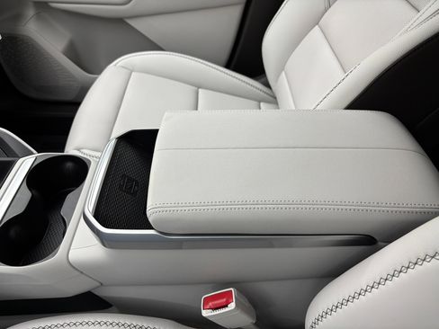 New 2027 GMC Terrain Denali w/ LPO, Floor Liner Package AWD/4WD image 30