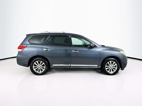 Used 2013 Nissan Pathfinder SL FWD image 9