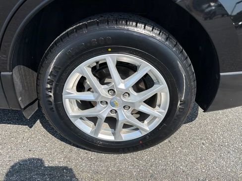Used 2022 Chevrolet Equinox LT FWD image 24