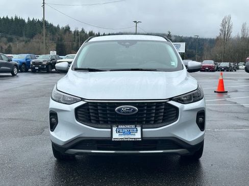 Used 2025 Ford Escape Platinum image 7