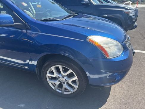 Used 2011 Nissan Rogue SV w/ SL Pkg image 4