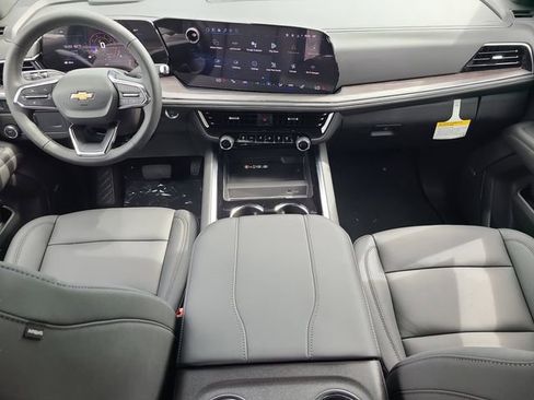New 2026 Chevrolet Suburban LT w/ Comfort Package RWD image 13