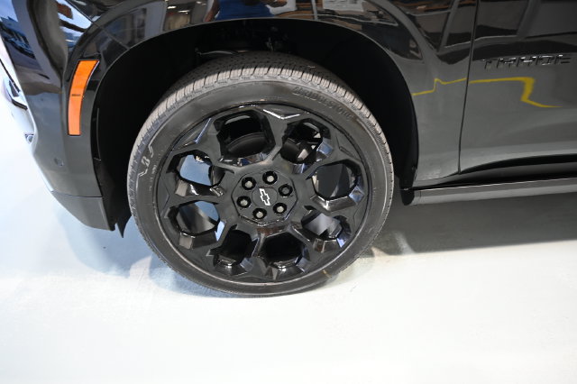 New 2026 Chevrolet Tahoe High Country AWD/4WD image 36