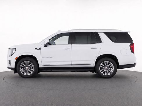 Used 2024 GMC Yukon SLT w/ Max Trailering Package AWD/4WD image 9