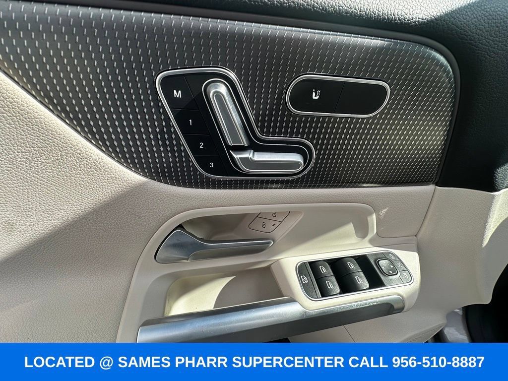 Used 2023 Mercedes-Benz EQB 250+ image 22