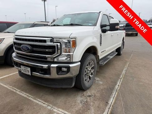 Used 2020 Ford F350 Lariat w/ Lariat Ultimate Package image 3
