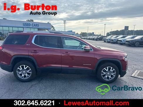 Used 2020 GMC Acadia SLT FWD image 2