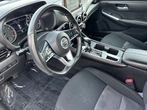 Used 2022 Nissan Sentra SR w/ Midnight Edition image 10