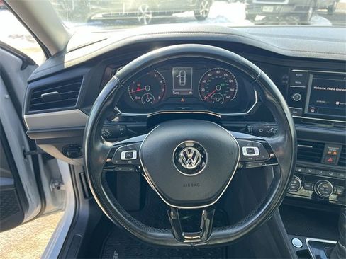 Used 2019 Volkswagen Jetta SE image 20