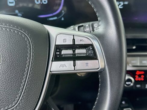 Used 2025 Kia Telluride S FWD image 24