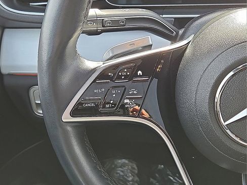 Used 2025 Mercedes-Benz GLE 350 4MATIC image 18