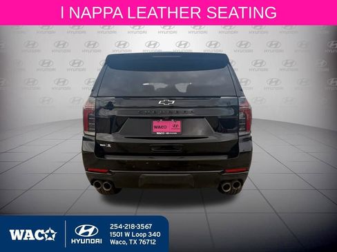 Used 2025 Chevrolet Suburban Z71 image 11