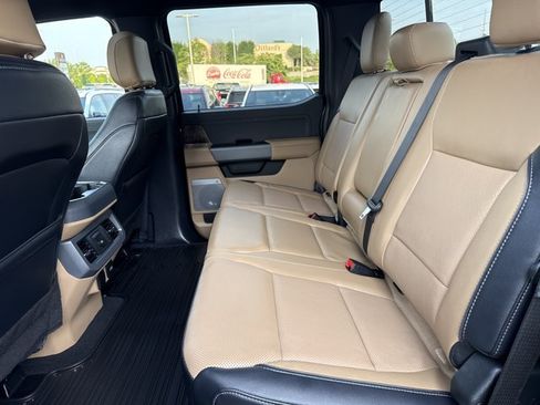 Used 2024 Ford F250 Lariat w/ Chrome Package AWD/4WD image 6