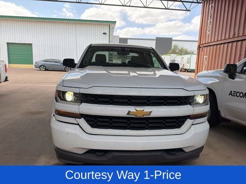 Used 2018 Chevrolet Silverado 1500 Custom RWD image 4