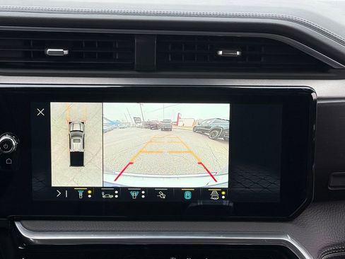 Used 2022 GMC Sierra 1500 Denali w/ Technology Package image 44