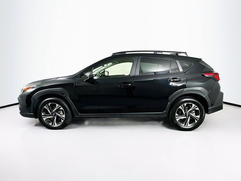 Used 2024 Subaru Crosstrek 2.0i Premium image 4