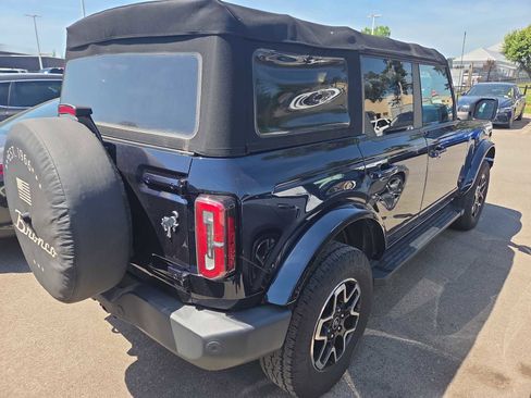 Used 2021 Ford Bronco Outer Banks image 5