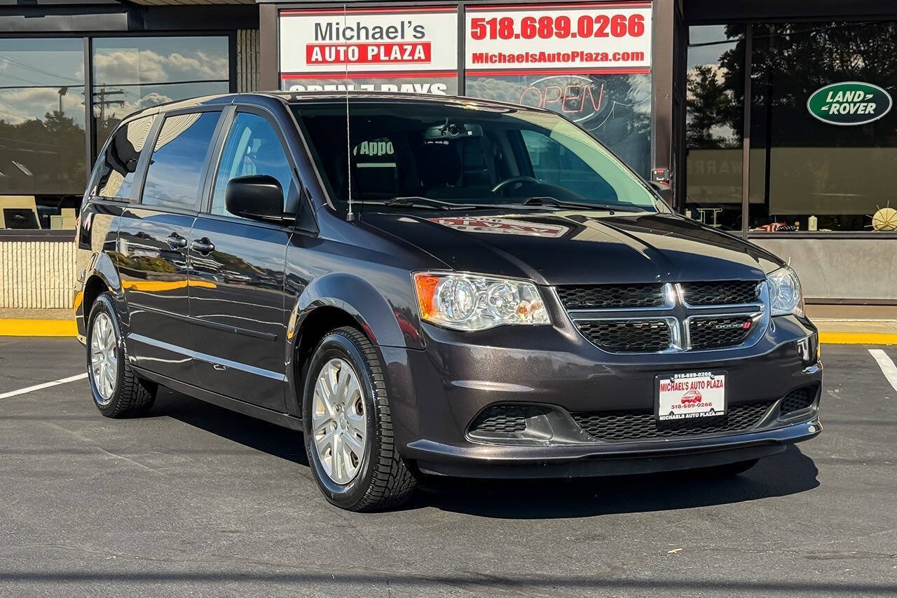 Used 2017 Dodge Grand Caravan SE w/ Power Window Group FWD image 1