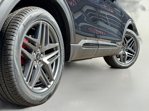 New 2026 Ford Explorer ST image 16