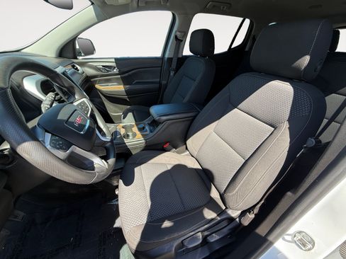 Used 2022 GMC Acadia SLE FWD image 10