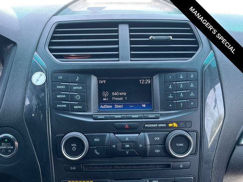 Used 2016 Ford Explorer XLT AWD/4WD image 22
