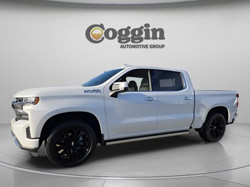 Used 2021 Chevrolet Silverado 1500 High Country w/ Technology Package image 1