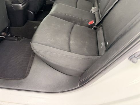 Used 2019 Honda Civic EX image 13