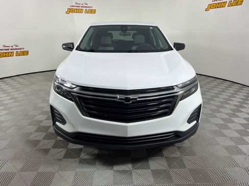 Used 2023 Chevrolet Equinox LS w/ LS Convenience Package image 9