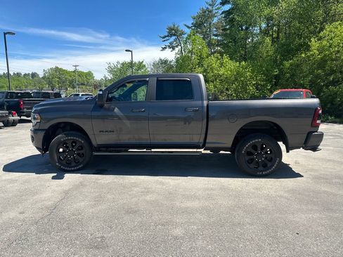 Used 2024 RAM 2500 Laramie w/ Night Edition AWD/4WD image 2