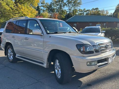 Used 2005 Lexus LX 470 4WD image 3