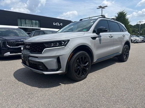 Used 2022 Kia Sorento SX AWD/4WD image 2
