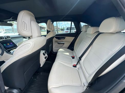 Used 2026 Mercedes-Benz GLC 300 4MATIC image 15