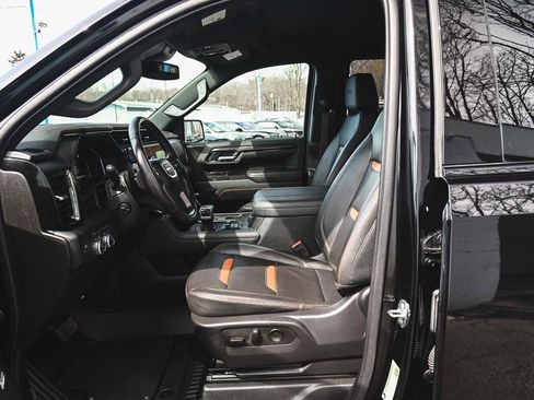 Used 2023 GMC Sierra 1500 AT4 AWD/4WD image 25