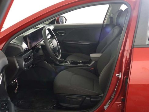 Used 2025 Kia K4 FWD image 22