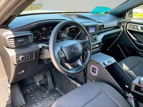 Used 2020 Ford Explorer 4WD Police Interceptor image 16