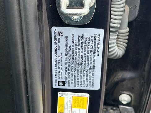 Used 2024 Chevrolet Silverado 2500 LT AWD/4WD image 40