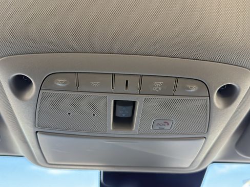 Used 2022 Nissan Rogue Sport SL w/ Premium Package image 37